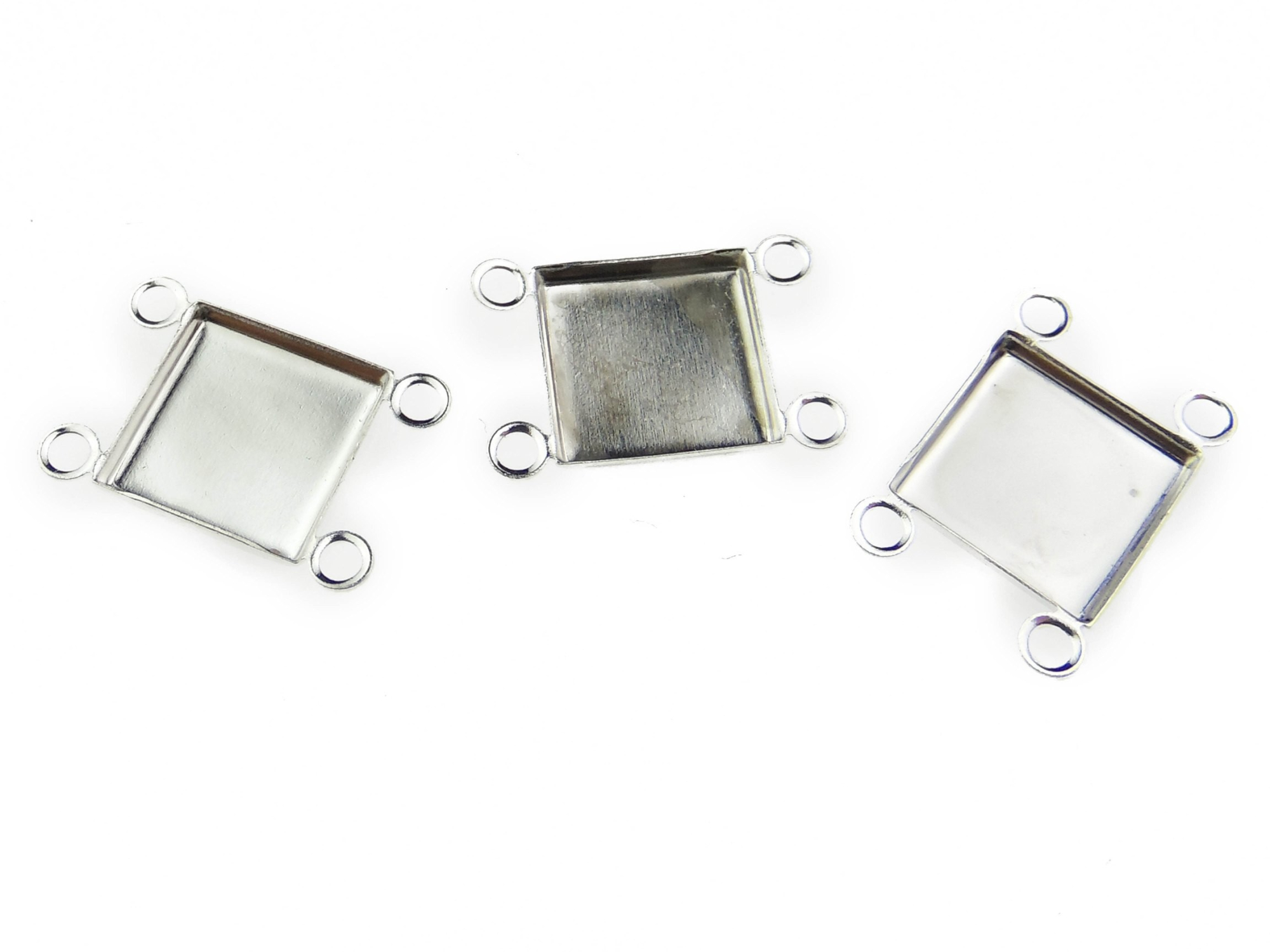 Baza cabochon. Interior platou: 10x10mm