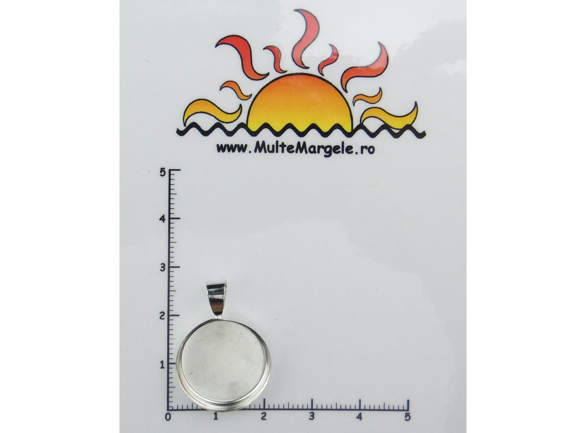 Baza cabochon. Interior platou: 18mm