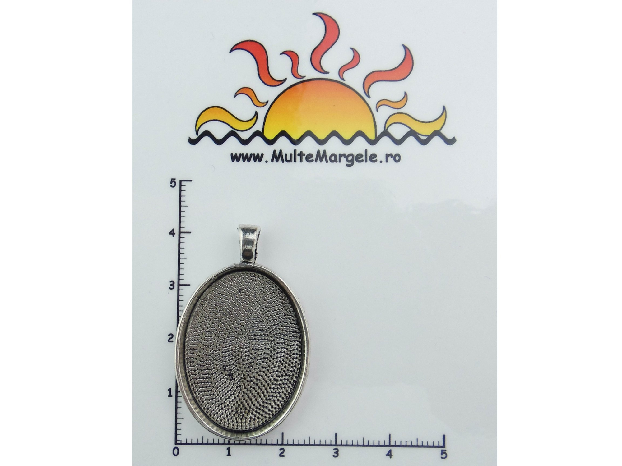 Baza cabochon. Interior platou: 30x22mm