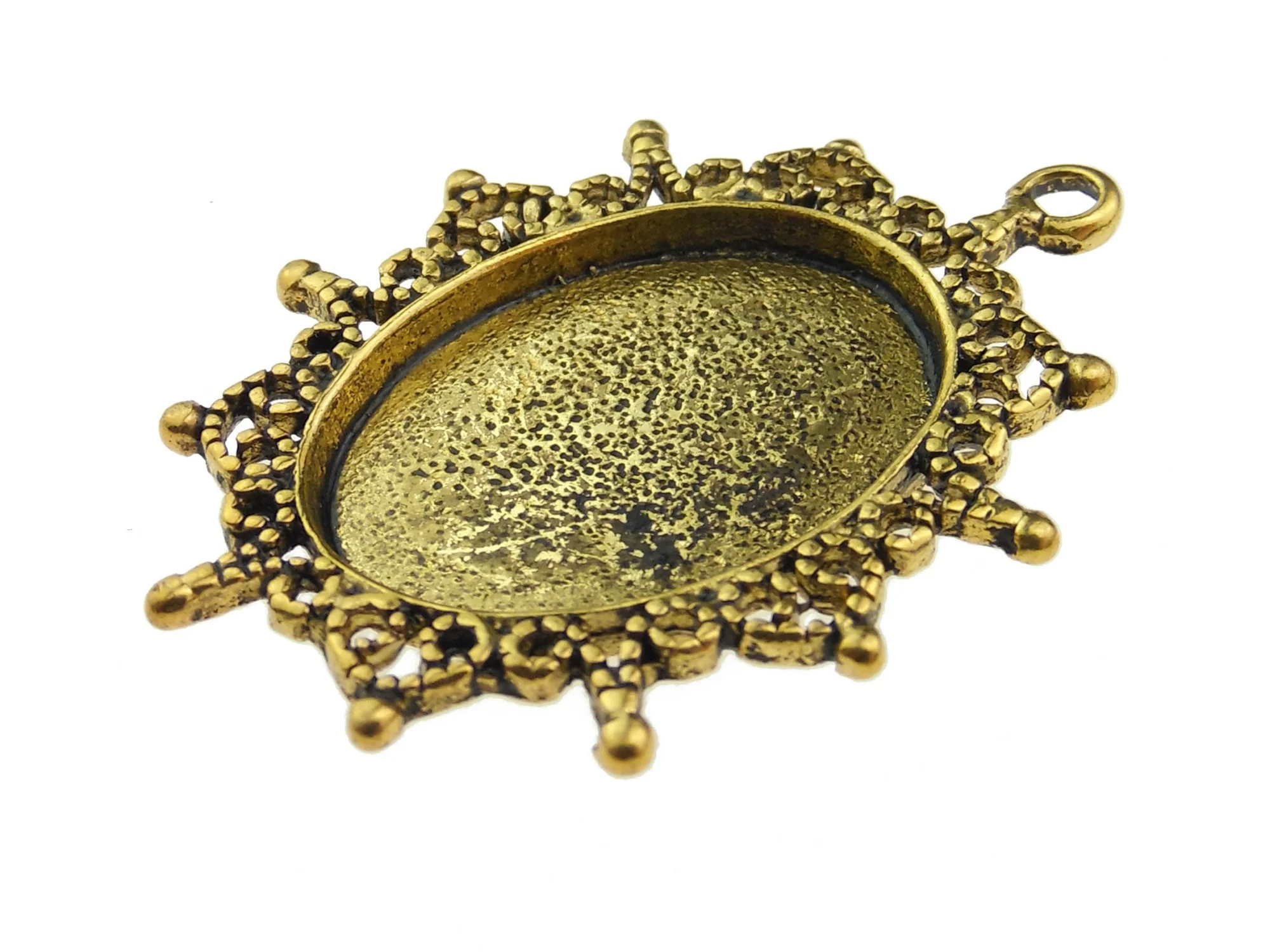 Baza cabochon. Interior platou: 24x18mm