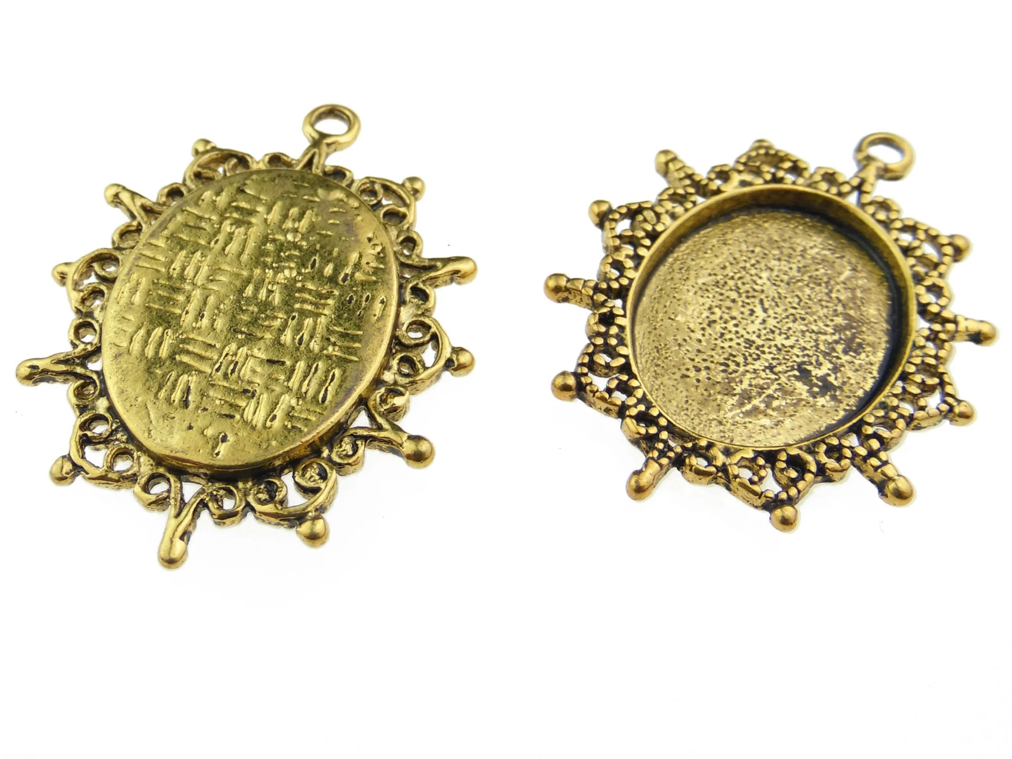 Baza cabochon. Interior platou: 24x18mm