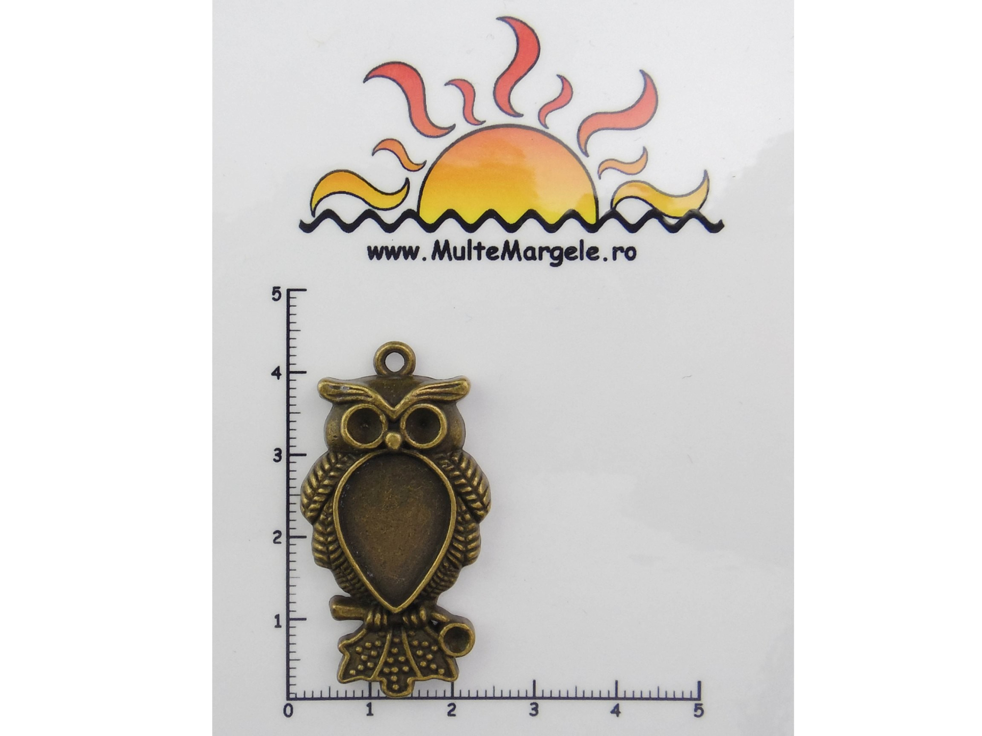 Baza cabochon. Interior platou: 13x8mm
