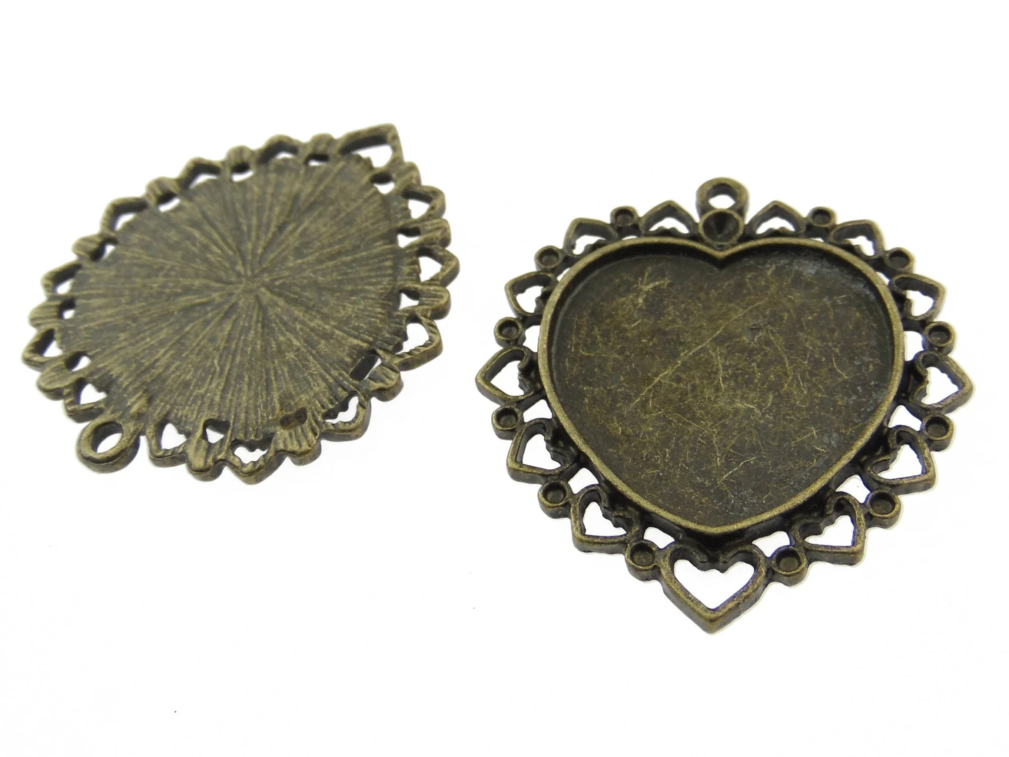 Baza cabochon. Interior platou: 24x22mm