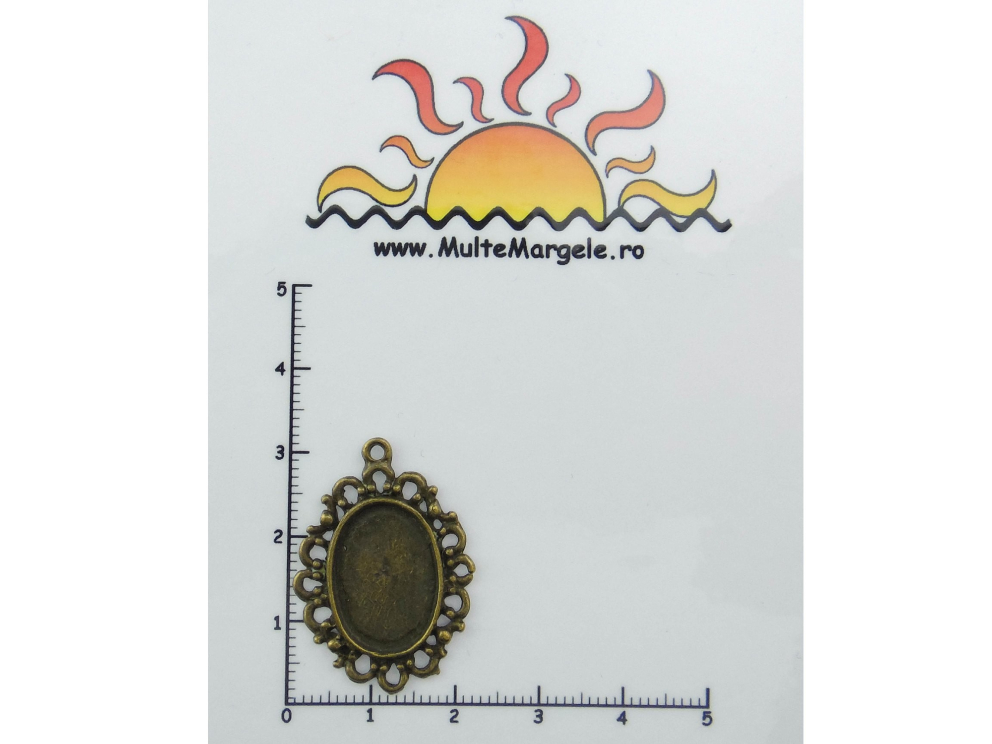 Baza cabochon. Interior platou: 17x12mm