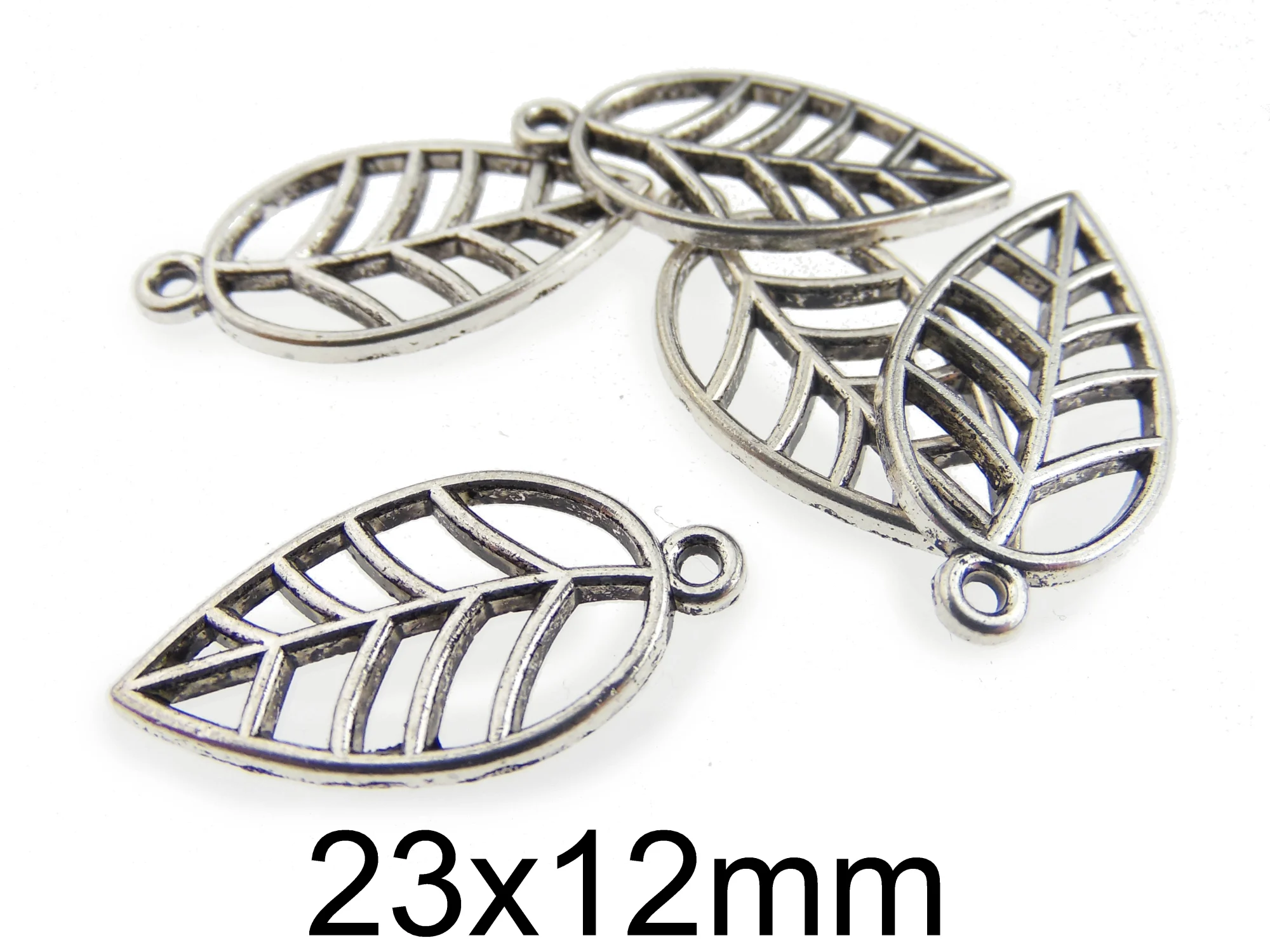 Charm Frunza