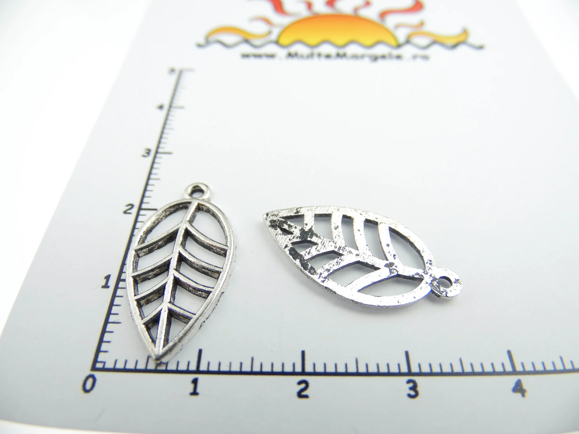 Charm Frunza