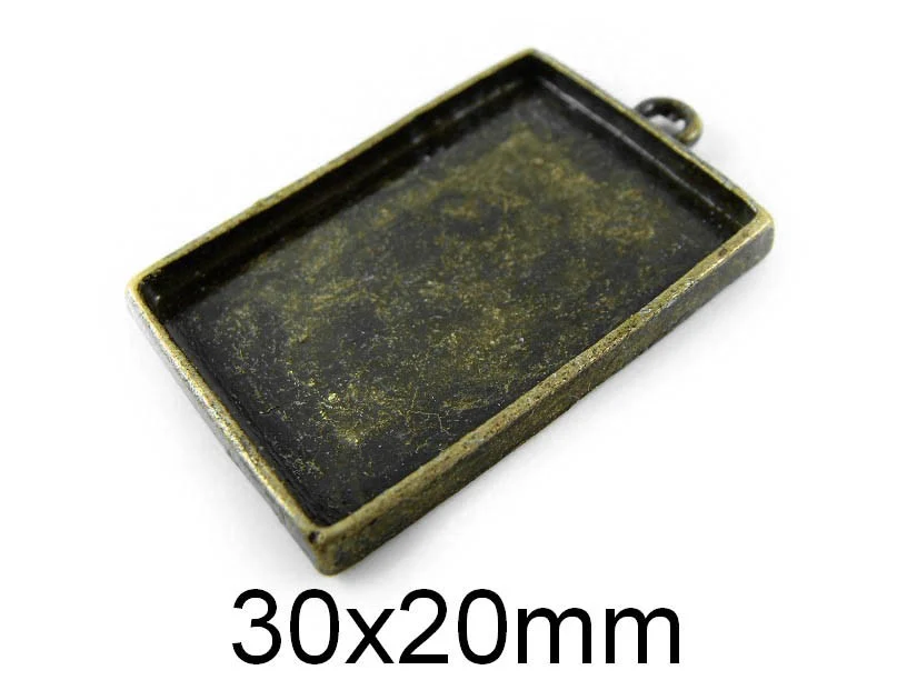 Baza cabochon. Interior platou: 30x20mm