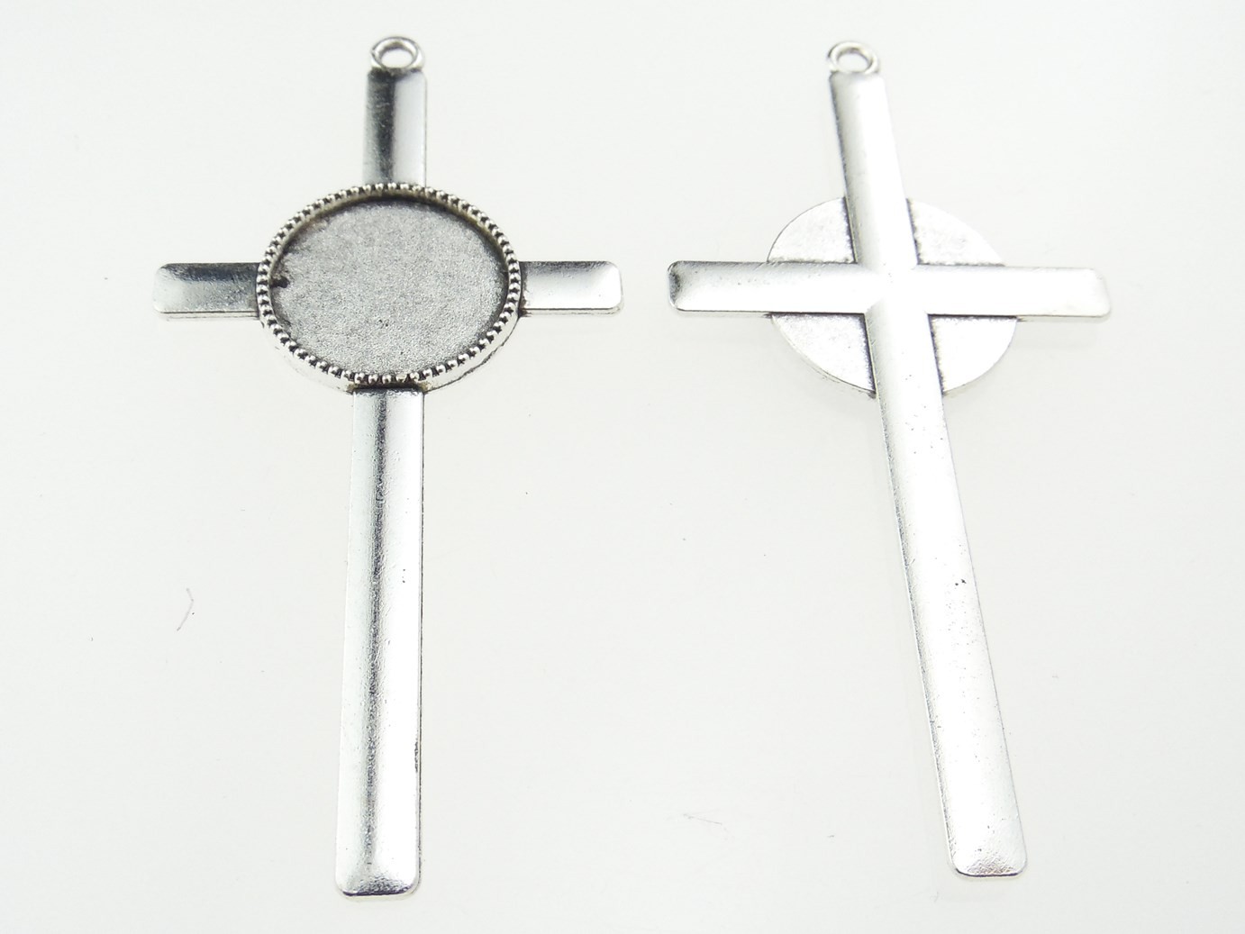 Baza cabochon. Interior platou: 20mm