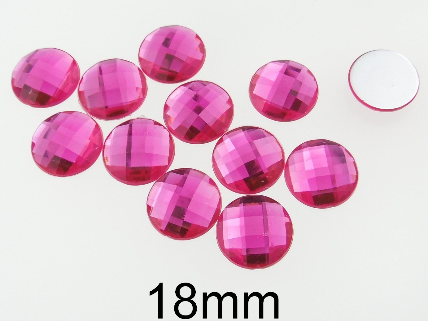 Strasuri acrilice. Diametru: 18mm