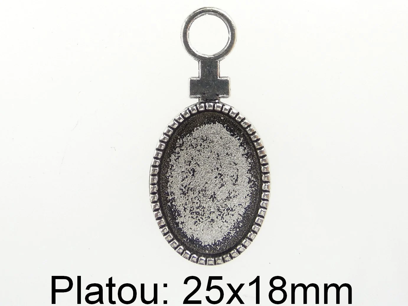 Baza cabochon. Interior platou: 25x18mm