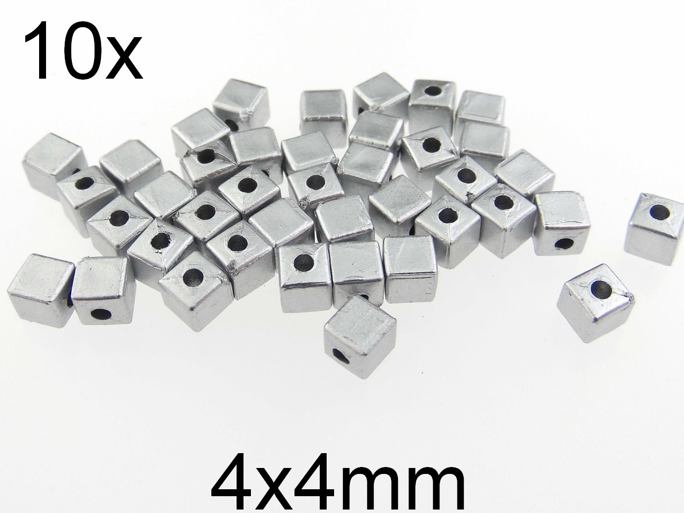 (10b)Margele acrilice. Dimensiuni: 4x4mm