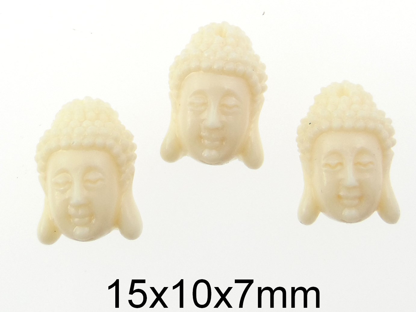 Coral sintetic Buddha. Dimensiuni: 15x10x7mm
