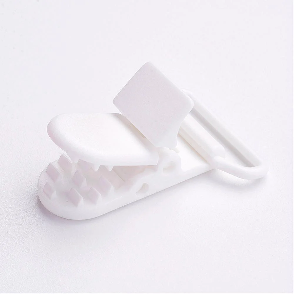 Clips pentru suzeta 43x31x9mm