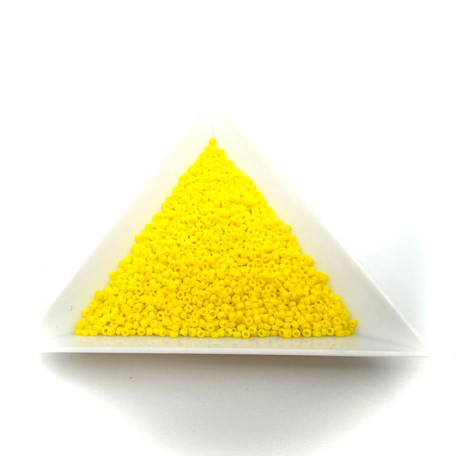 Toho 15/0 Opaque Dandelion (TR-15-42/A) – 8g - imagine 3