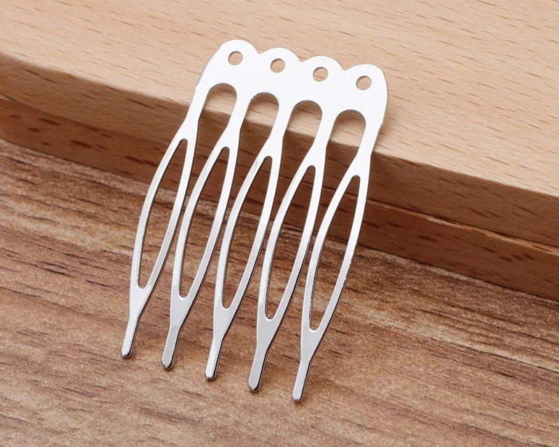 Pieptene Metalic pentru Păr cu Bucle de Prindere 40x27mm